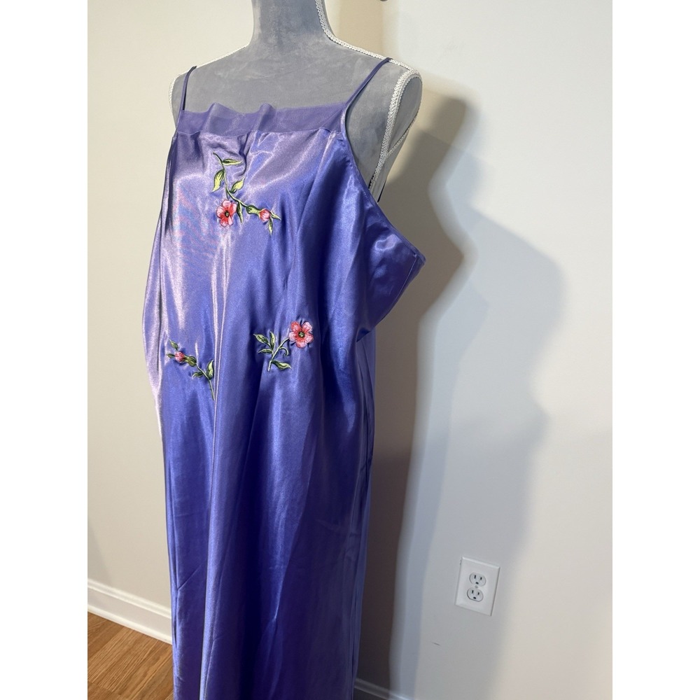 Vintage Roaman's Lavender Purple Floral Nightgown Sleep Satin Slip Dress 1X - Picture 3 of 11